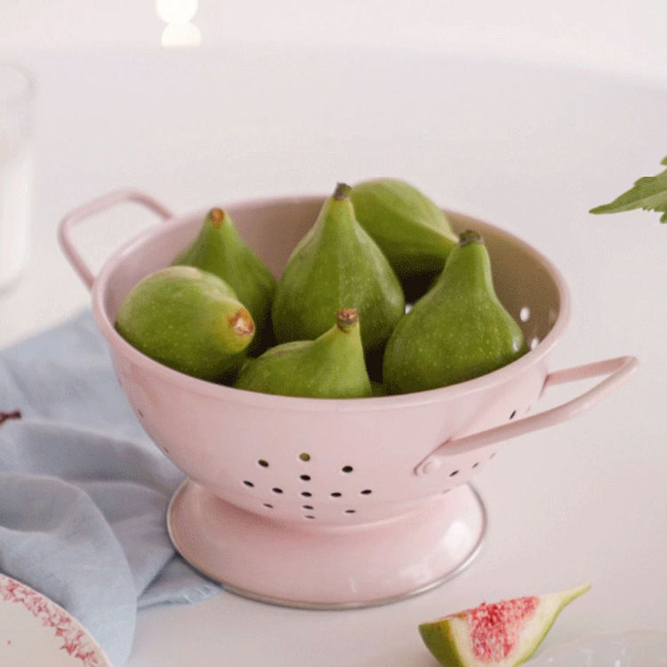 23cm 28cm Émailware Poudre Enduit Logo Personnalisé Fruits Alimentaire Passoire Émail Passoire Avec Jante En Acier Inoxydable