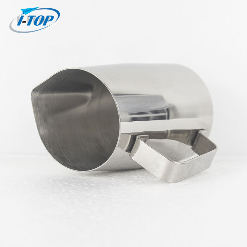 Pichet à mousser le lait Tasse à mousseur à lait Mesures de 20 oz des deux côtés Parfait pour les machines à expresso Latte Art Cappuccino