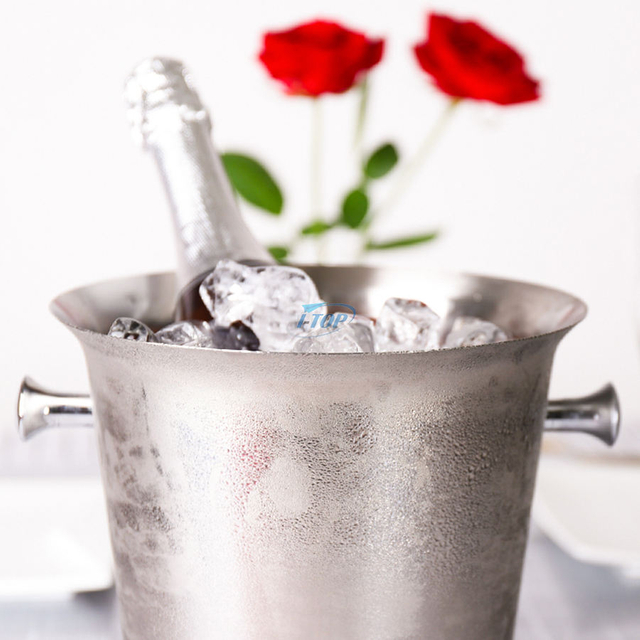 Seau à glace isolé en acier inoxydable à double paroi en acier inoxydable avec logo personnalisé pour les fêtes, les événements, les rassemblements