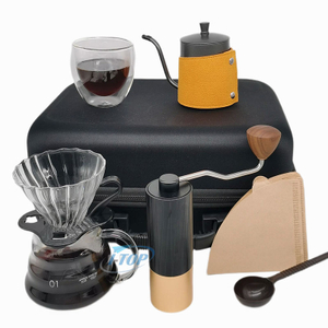 Offre spéciale verser sur ensemble V60 Kit de café Mini acier inoxydable Portable main grain de café manuel moulin à café en gros