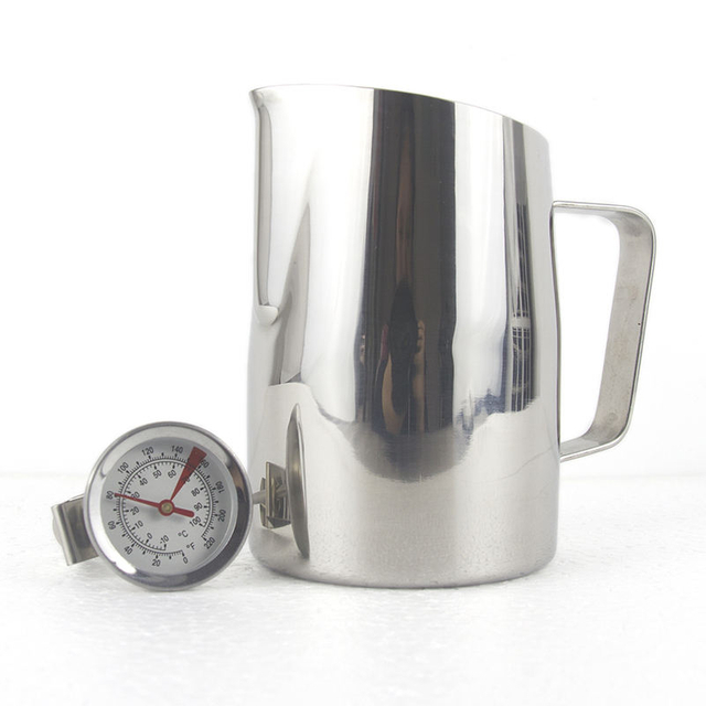 Pichet à mousser le lait Tasse à mousseur à lait Mesures de 20 oz des deux côtés Parfait pour les machines à expresso Latte Art Cappuccino