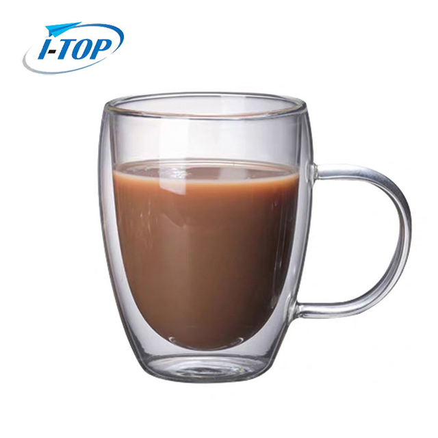 Les tasses à café ou à thé en verre à double paroi ont isolé les tasses à café de 250 ml